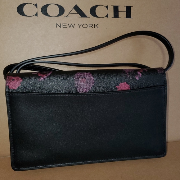 🎉HP 💖 New Authentic Coach Crossbody bag - Picture 4 of 8
